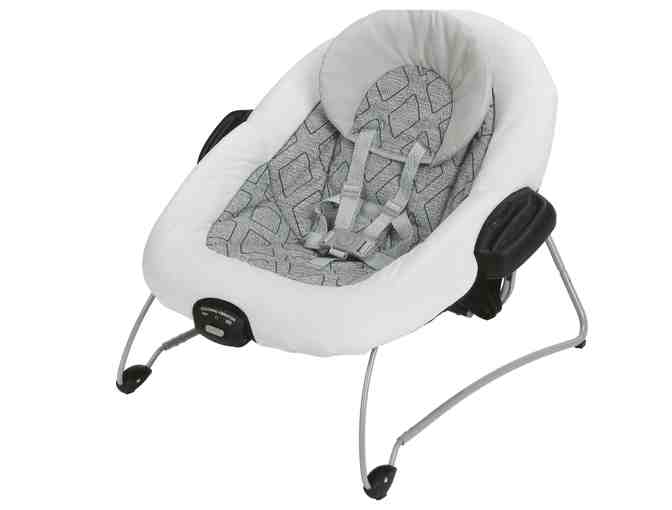 Graco DuetConnect LX Multi-Direction Baby Swing and Bouncer