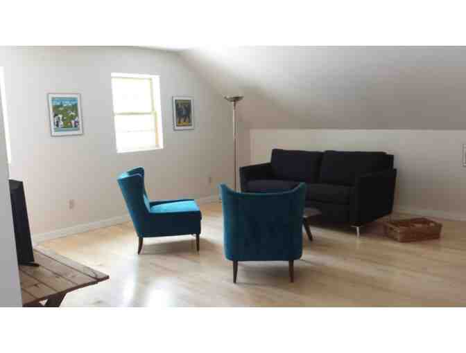 Local Lodging - Camel's Hump Carriage House (2 night stay)