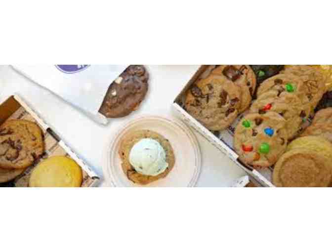 $10 Insomnia Cookies Gift Card