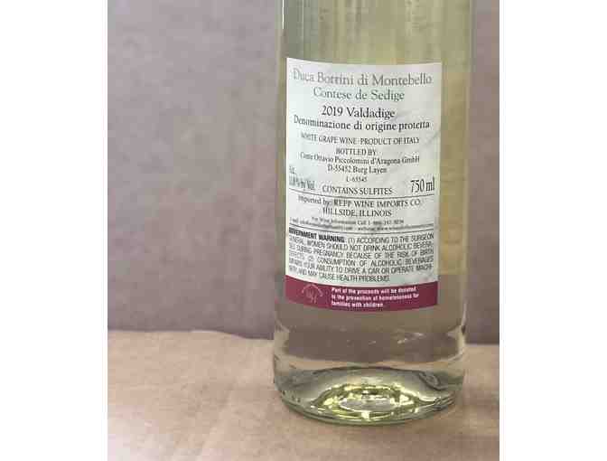 Banding Together 10th Anniversary white wine