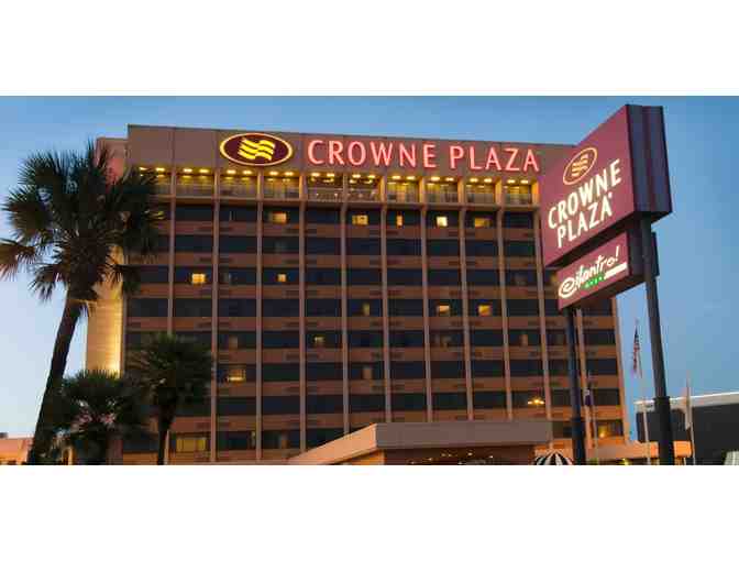 2 Night Stay at the Crowne Plaza San Antonio Airport Hotel - Photo 1