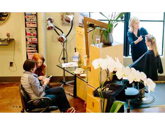 L'Atelier Salon: $100 salon service with Taylor