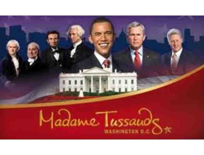 Tour of Washington, DC courtesy of Congressman Cicilline's Office/Madame Tussaud's