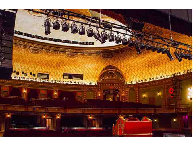 Tennessee Theatre tour and gift basket