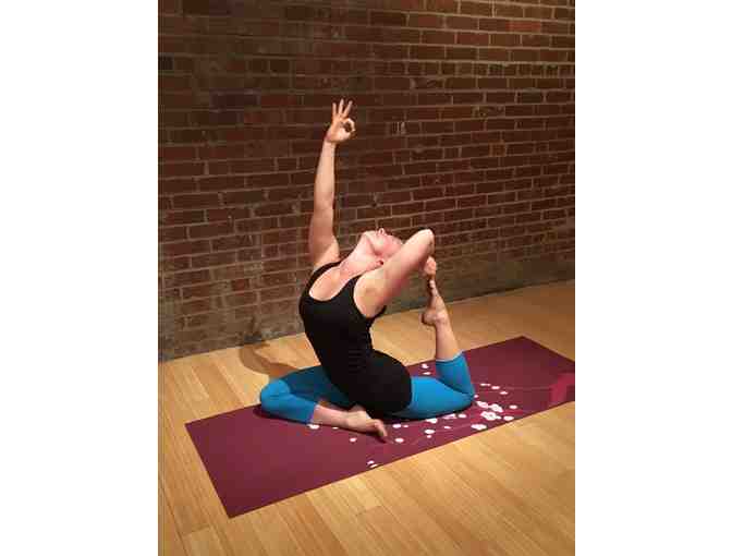 Jill Frere Yoga | In Home Yoga Session