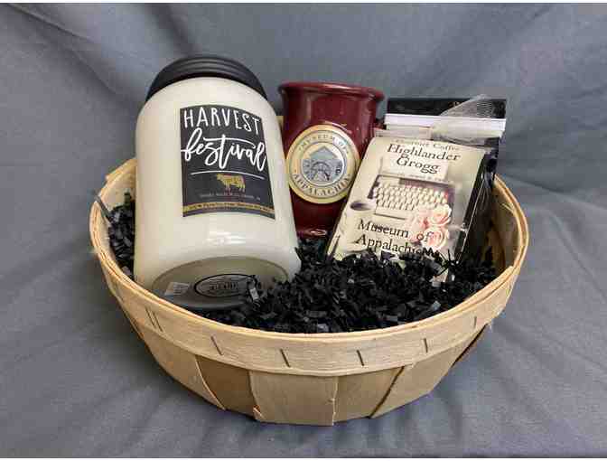 The Shop at Museum of Appalachia | Gift Basket
