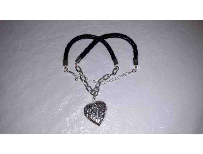 Avon Black Leather & Silver Heart Bracelet 20'