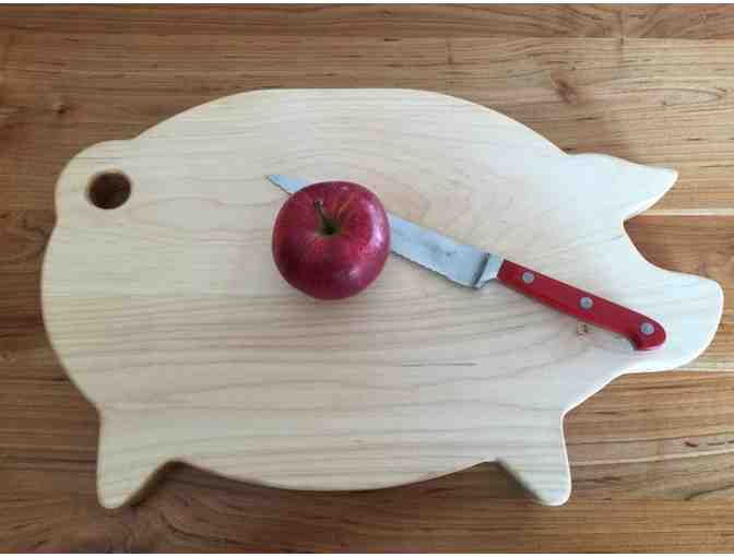 Pig Hardwood Cutting Board