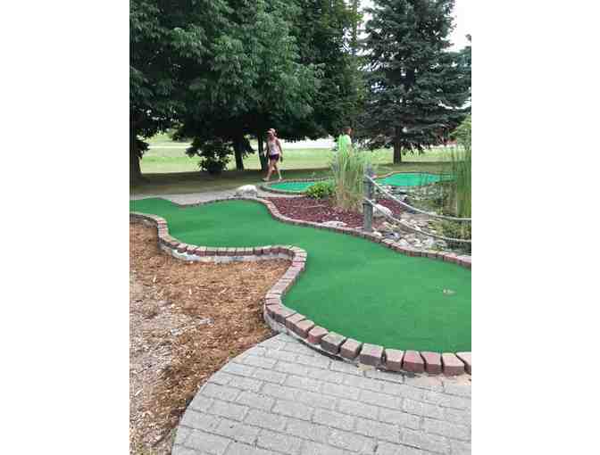 Mini Golf for the Family at The Golf Center in Mt Pleasant