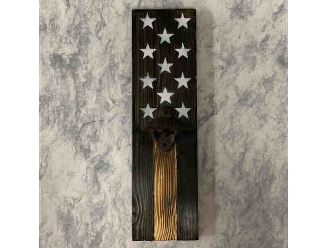 American Flag Wood Hanging Bottle Opener - Noir - Photo 1
