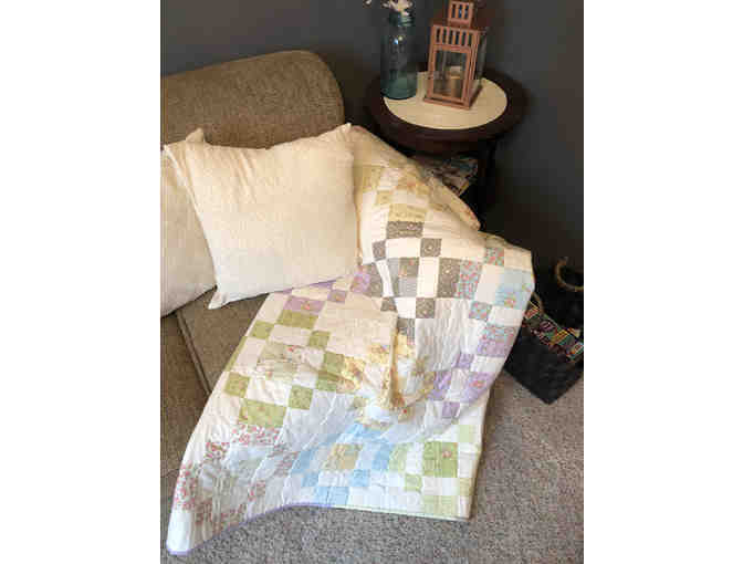 Handmade Quilt - Pastels