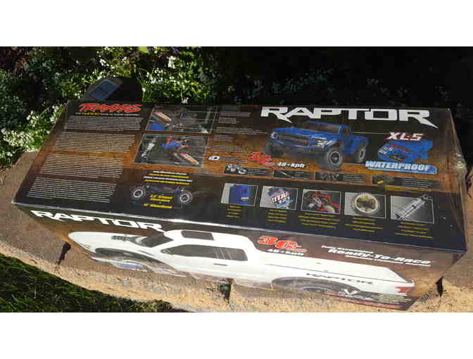 Ford Raptor TRAXXAS 30 Mph Remote controled truck