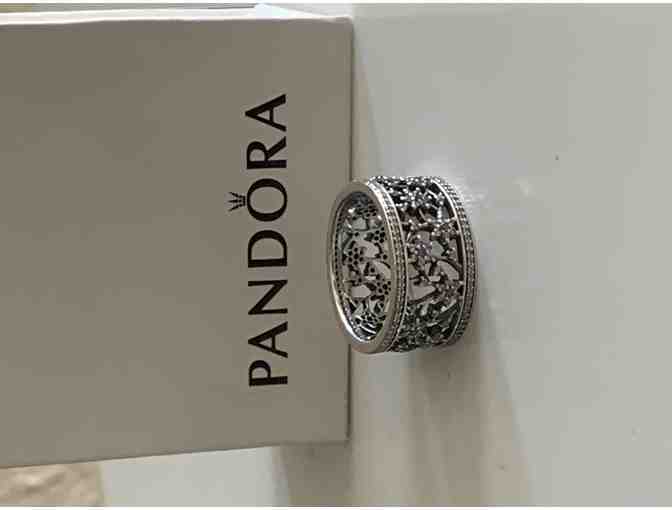 Pandora Shimmering Leaves Style Ring