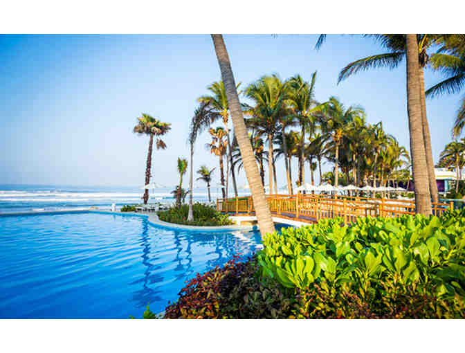 Acapulco - Eight Days & Seven Nights at the Grand Mayan Resort