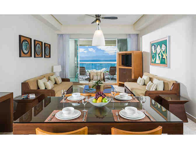 Nuevo Vallarta - Eight Days & Seven Nights at The Grand Mayan