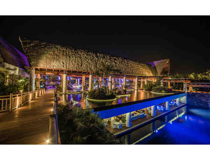 Nuevo Vallarta - Eight Days & Seven Nights at The Grand Mayan