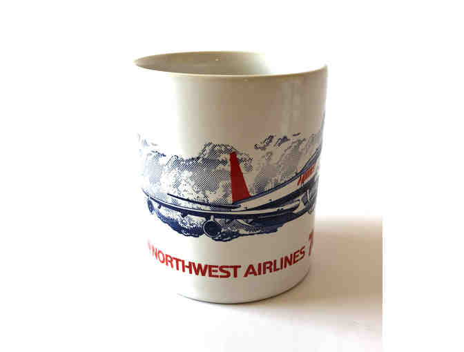 747- 400 Northwest Airlines Collectible Coffee Mug