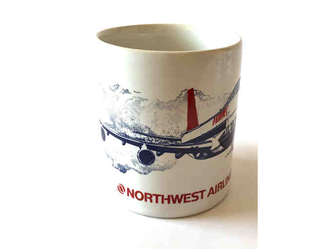 747- Northwest Airlines Collectible Coffee Mug