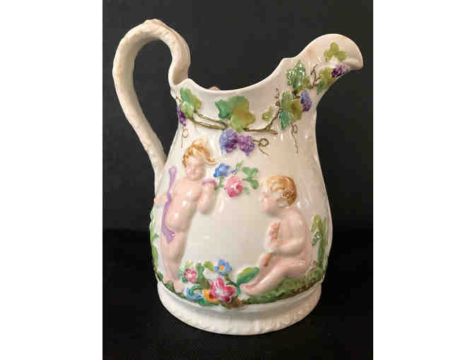 Antique decorative pitcher - Photo 1