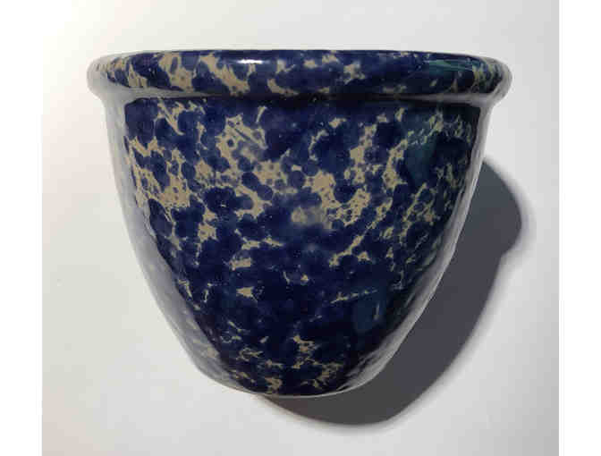 Two Bennington Pottery nesting bowls
