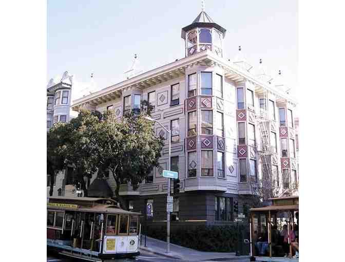 San Francisco Suites Staycation: Shopping & Dining Included