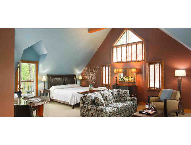 Woodsy Mountain Retreat: Escape to the Iris Inn Bed & Breakfast - Waynesboro, VA