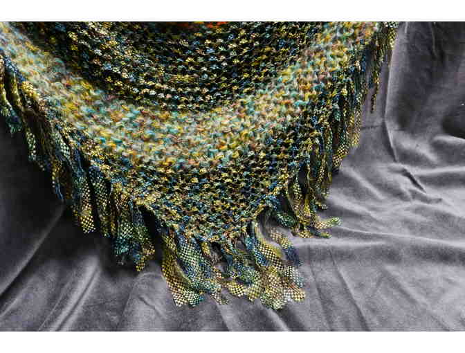 Wrapped in Fashion: Handcrafted Knitted Wrap in Shimmering Shades of Blue and Green