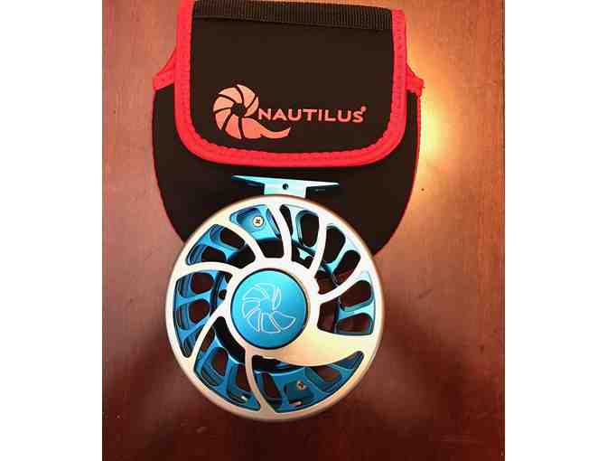 Nautilus CCF-X2 8-10 Reel - BLUE &. SILVER