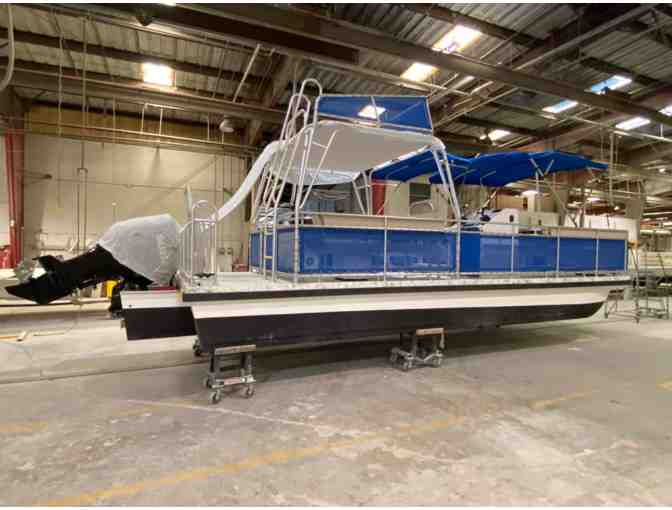 $10,000 gift certificate towards a purchase of a new boat