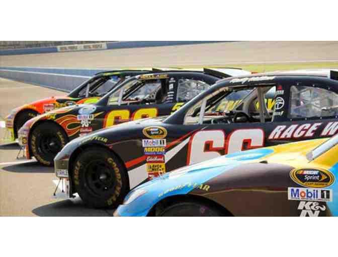 The Ultimate NASCAR Driving Experience - Photo 1