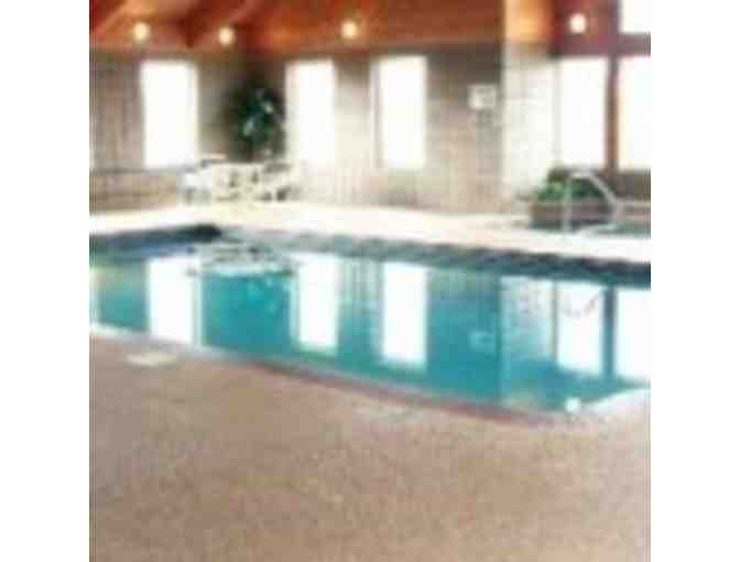 Paynesville Inn & Suites One Night Stay with Breakfast & Swimming