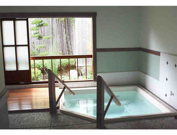 Hot Tub and Sauna for 2 for 50 Minutes at Well Within
