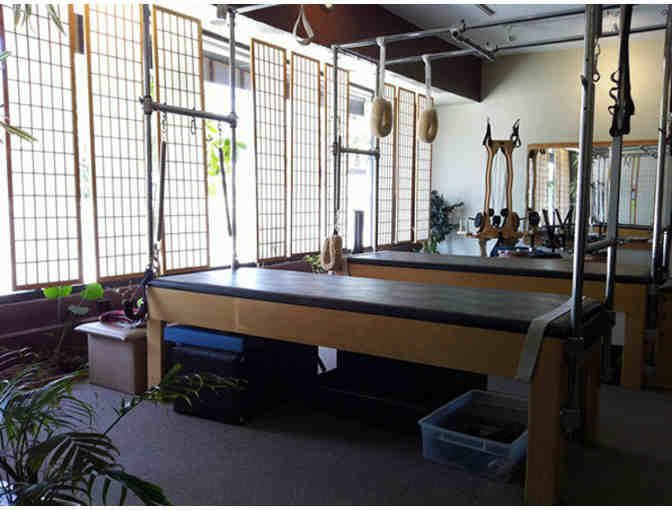 Pilates Eagle Rock - Private Pilates session and 3 mat classes