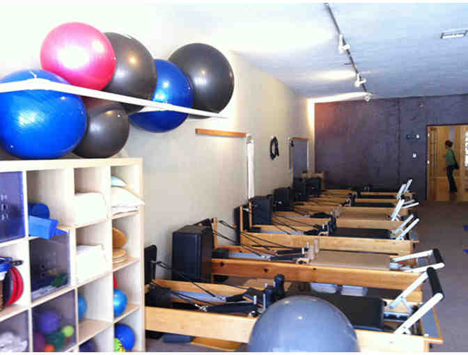 Pilates Eagle Rock - Private Pilates session and 3 mat classes