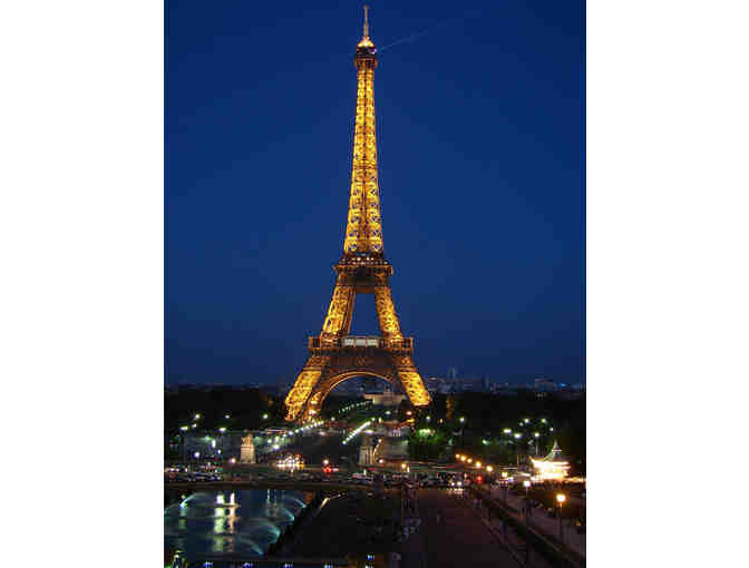 Paris VIP Package - Apartment for 7 Nights... and more! $4,000+ Value!