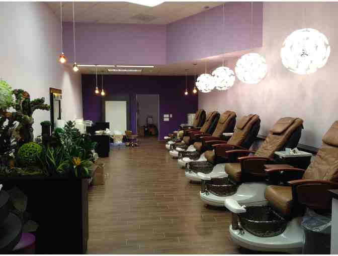 Nail Lounge in South Pasadena - Manicure and Pedicure