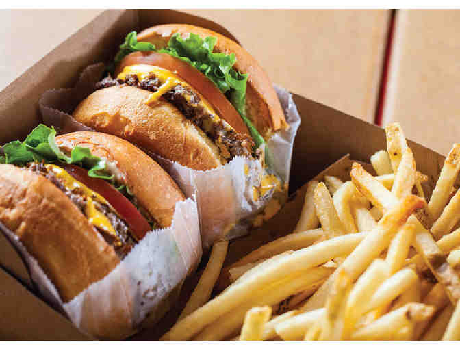 Day out at Santa Monica Pier - 4 Wristbands for Pacific Park  + PierBurger $25 Gift Card