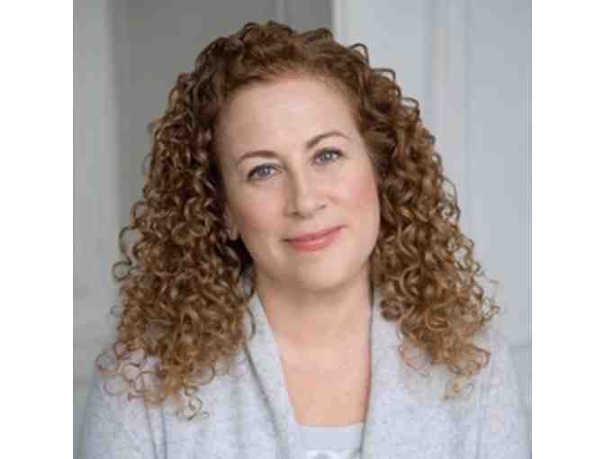 Lunch with Author Jodi Picoult - Photo 1