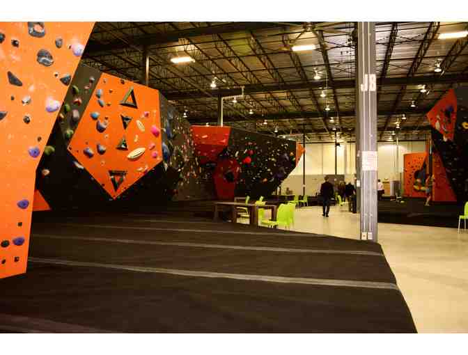 4 Admissions to the Altitude Climbing Gym
