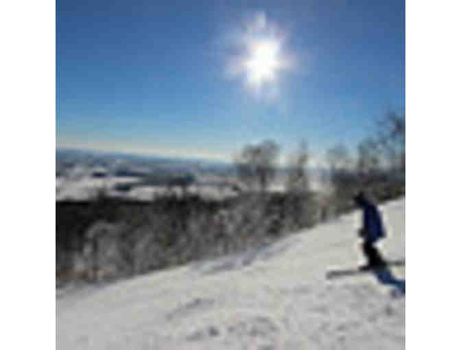 Learn to Ski and Snowboard at Liberty Mountain Resort