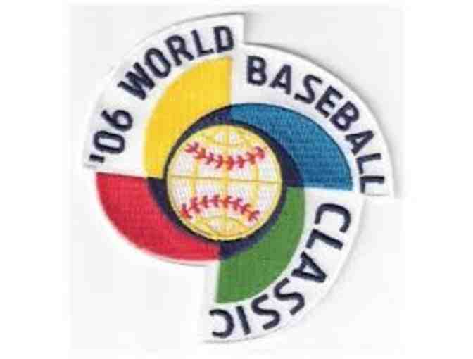 2006 World Baseball Classic Official Ball (1of 2)