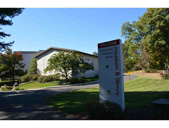 Behind-the-Scenes Adult Group Tour at the Connecticut Historical Society