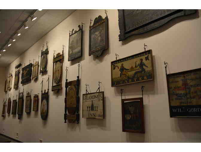 Behind-the-Scenes Adult Group Tour at the Connecticut Historical Society