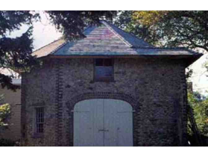 New Yorker Book & Tour of Notable Sites in Westport, CT