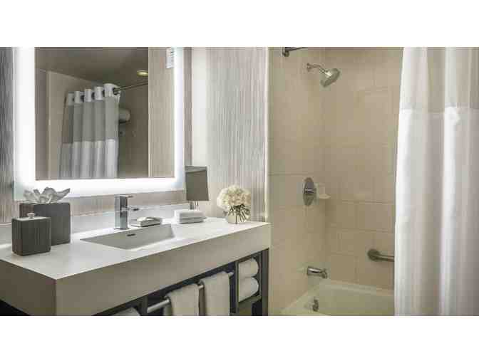 San Diego, CA - Manchester Grand Hyatt - 2 night stay & Breakfast for 2 at Seaview - Photo 3