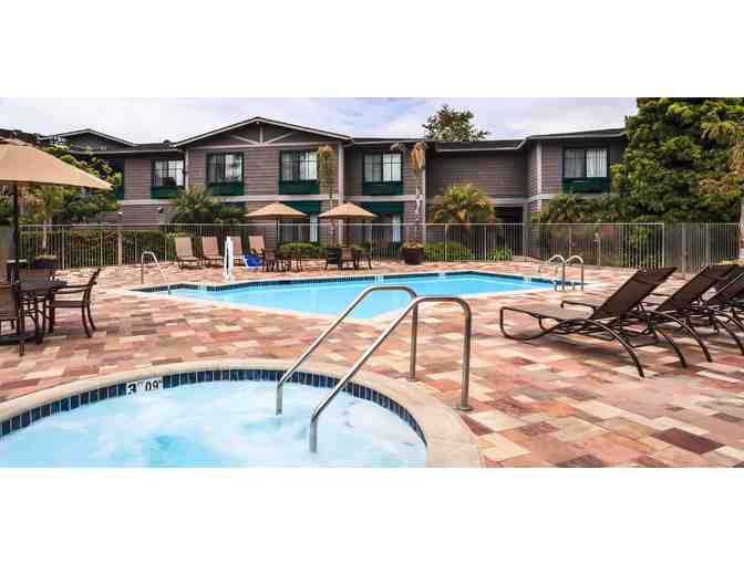 Carpinteria, CA - Holiday Inn Express & Suites - 2 night stay with continental breakfast