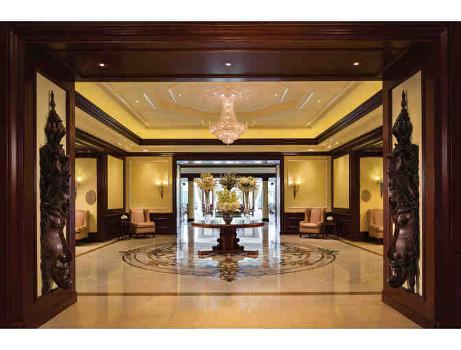 Westlake Village, CA - Four Seasons Hotel - Overnight stay with breakfast for 2