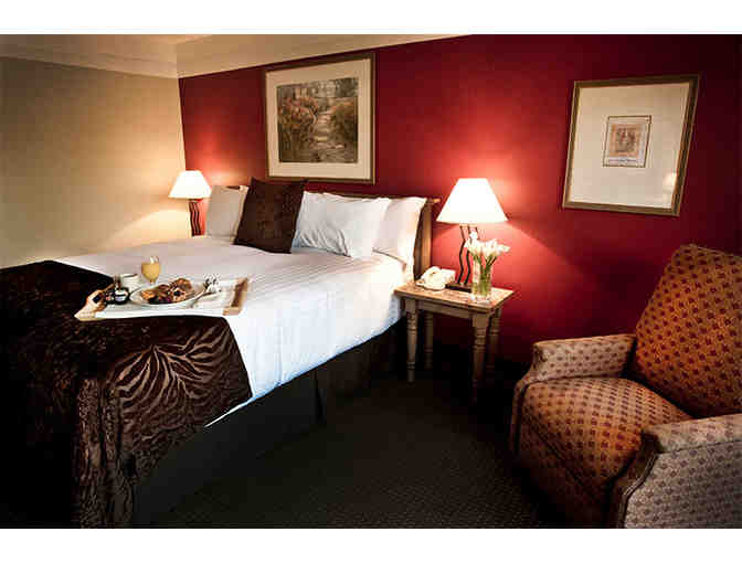 Irvine, CA - Atrium Hotel - 2 night stay in deluxe pool view room with breakfast for two