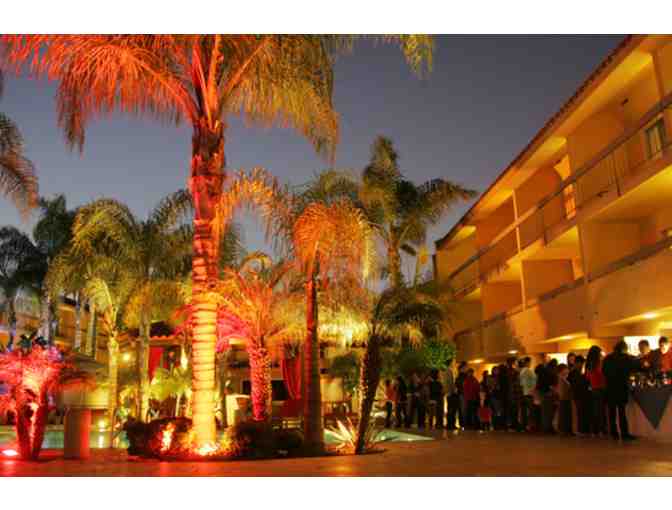 Irvine, CA - Atrium Hotel - 2 night stay in deluxe pool view room with breakfast for two - Photo 1