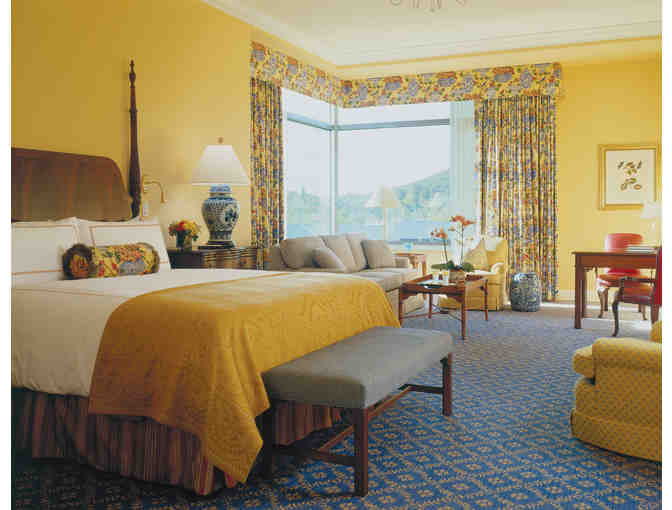 Westlake Village, CA - Four Seasons Hotel - Overnight stay with breakfast for 2